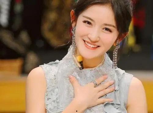 娛樂(lè)吃瓜謝娜是誰(shuí)呀視頻